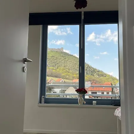 Vila Henrieta v srdci Pálavy * Pavlov